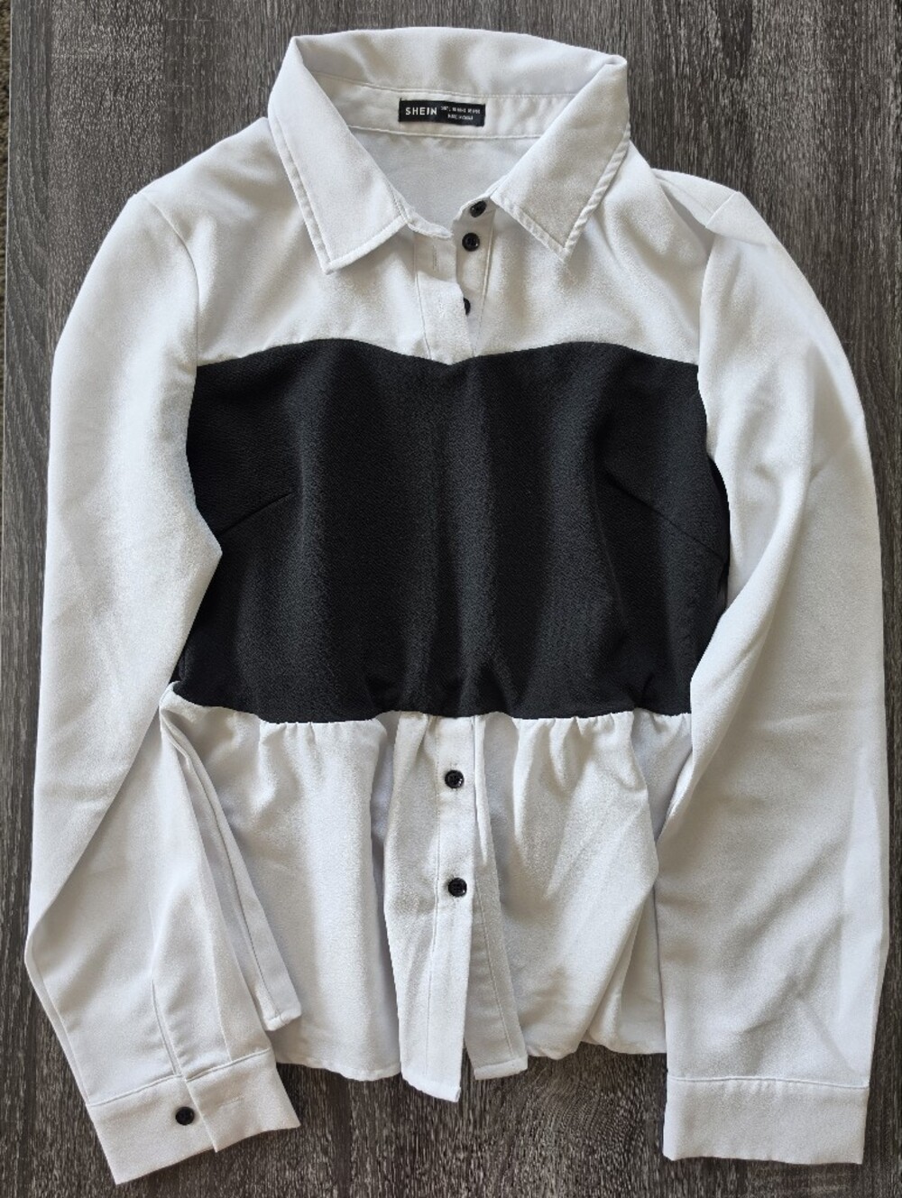 SHEIN Black & White Colorblock Button-Up Blouse